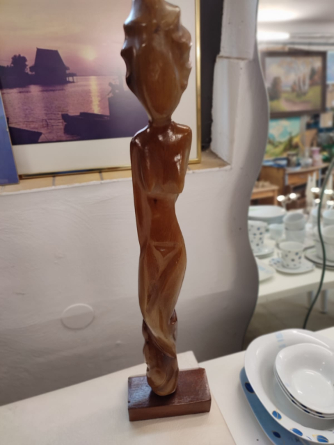 Statue, Holzstatue, braun, 