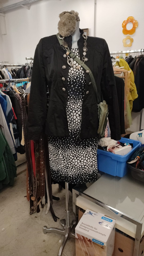 Jacke, Frauenjacke, Gewand, schwarz, weiss, 